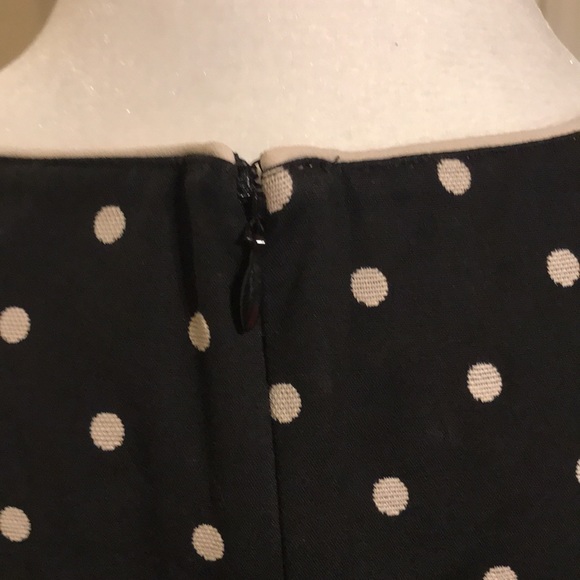 Loft - Cap sleeve polka dot top - size 6 - Picture 3 of 5